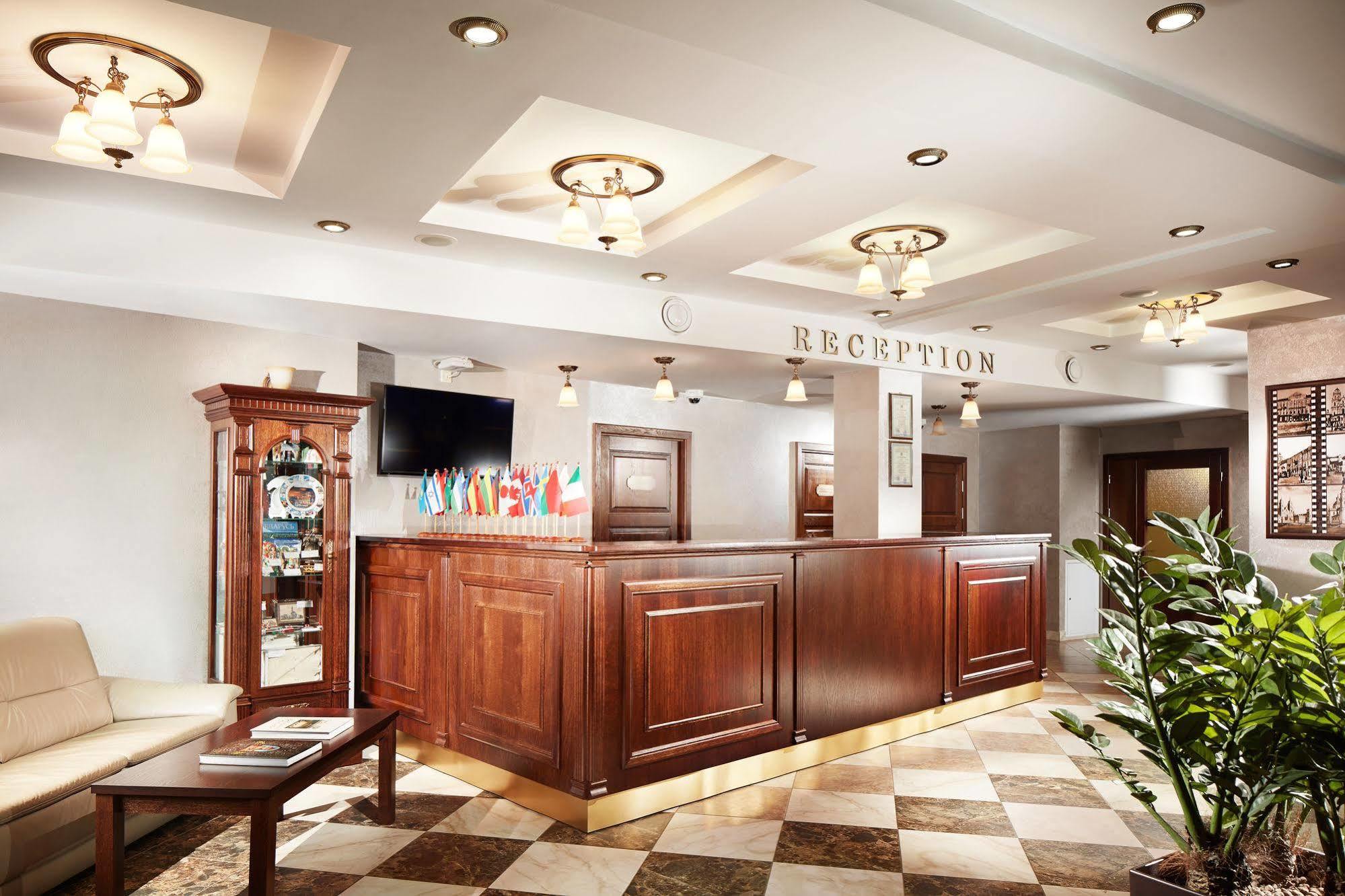 Victoria Hotel Na Zamkovoy มินสก์ ภายนอก รูปภาพ