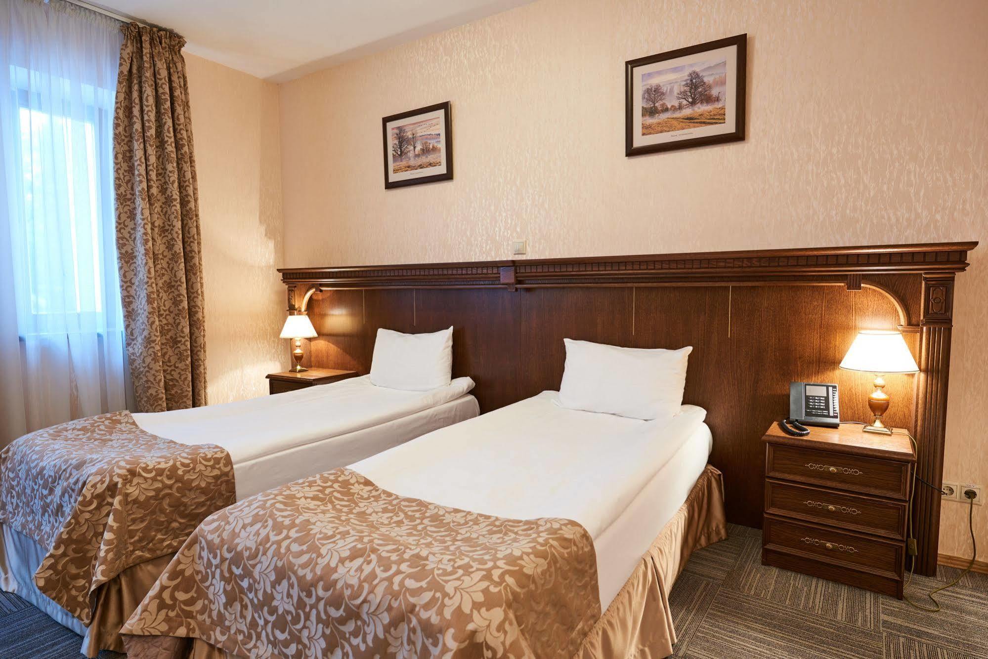 Victoria Hotel Na Zamkovoy มินสก์ ภายนอก รูปภาพ
