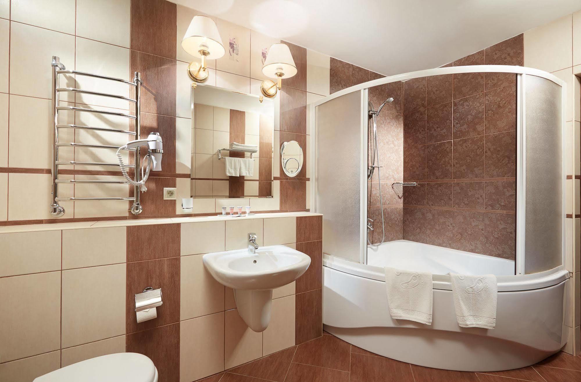 Victoria Hotel Na Zamkovoy มินสก์ ภายนอก รูปภาพ